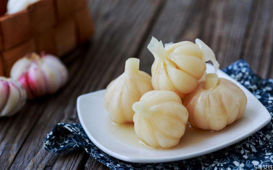 水晶糕的做法图解：轻松解锁五星级的甜蜜秘诀